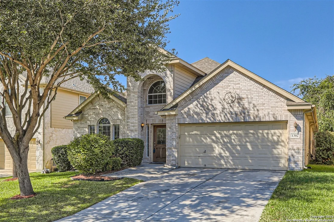Photo of 1302 Magellan