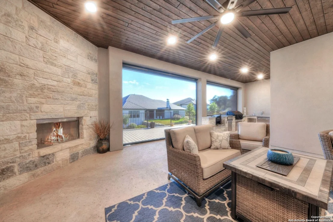 Photo of 4016 Abasolo