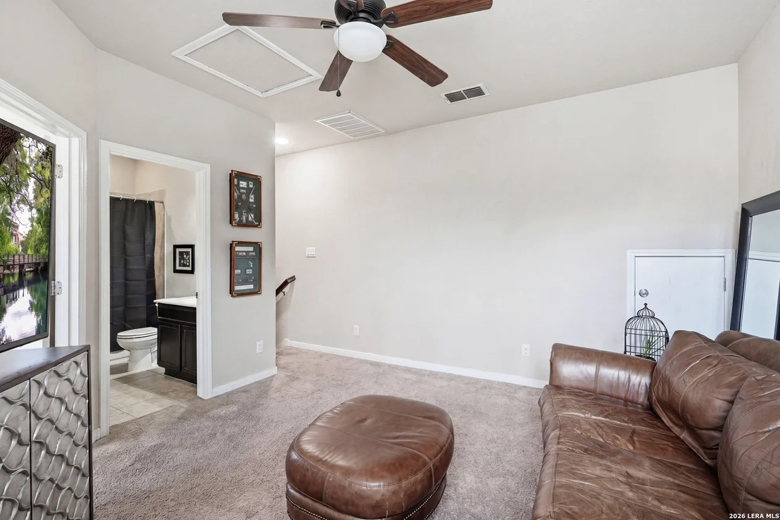 Photo of 21106 Capri Oaks