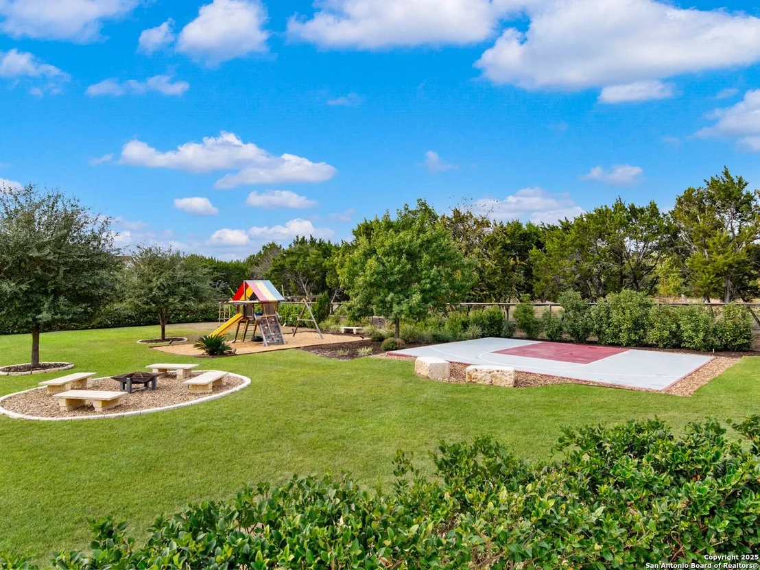 Photo of 211 Wellesley Landing