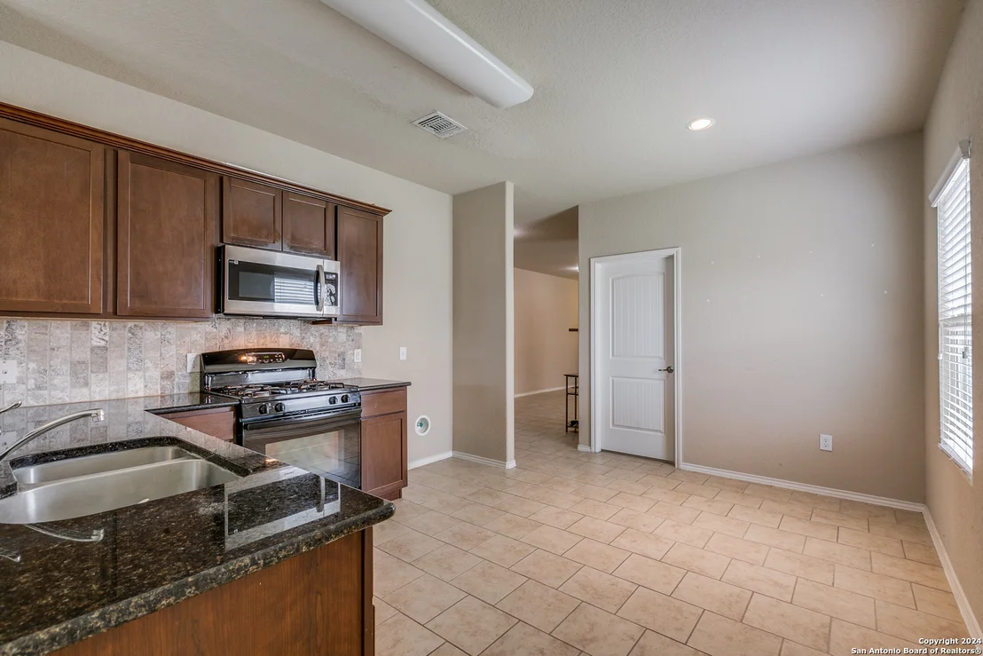 Photo of 903 LEE TREVINO