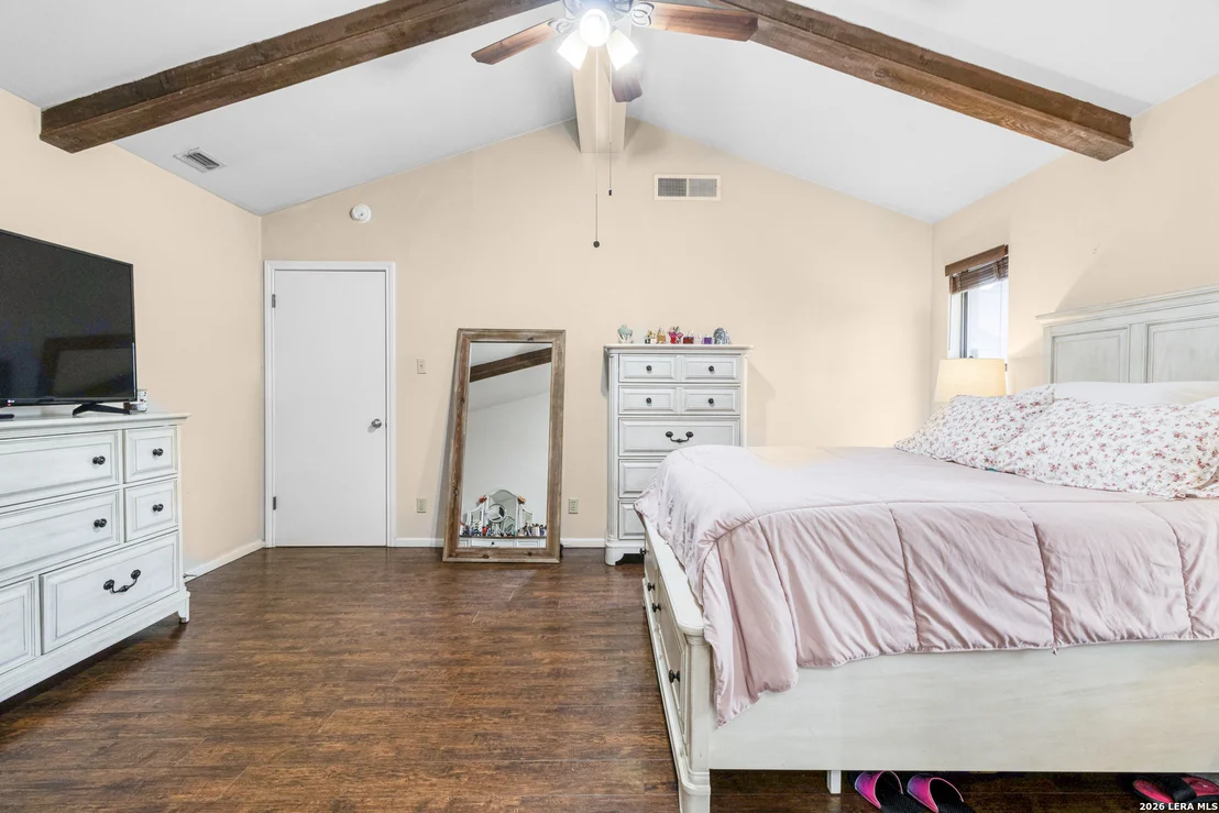 Photo of 1406 BUTTON LN
