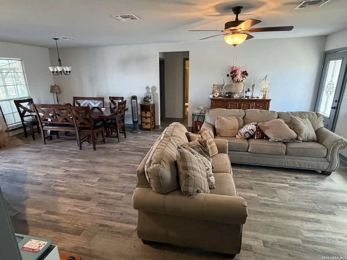 Photo of 100 Lakeview