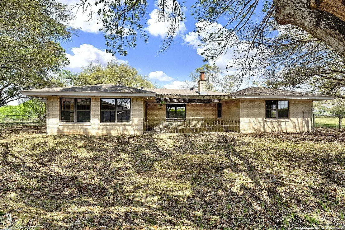 Photo of 1212 County Road 337