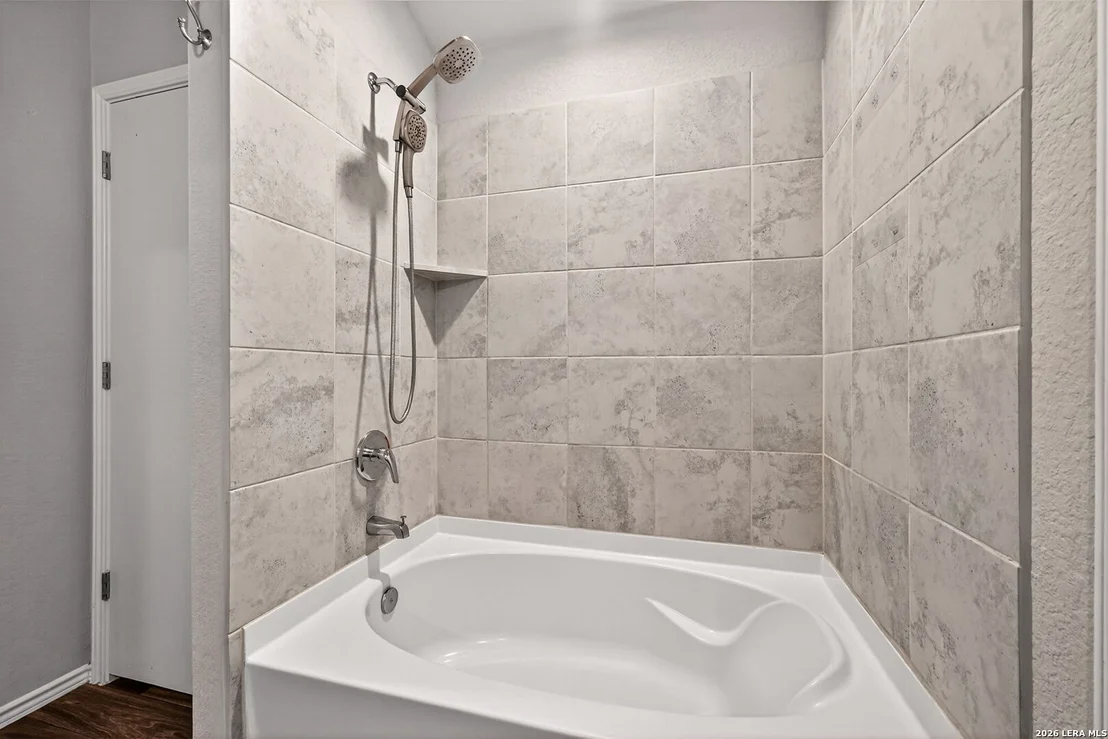 Photo of 4619 HEATHERS CROSS