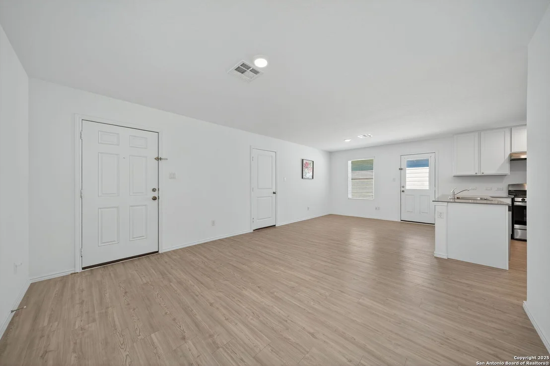 Photo of 12935 Deep Eddy