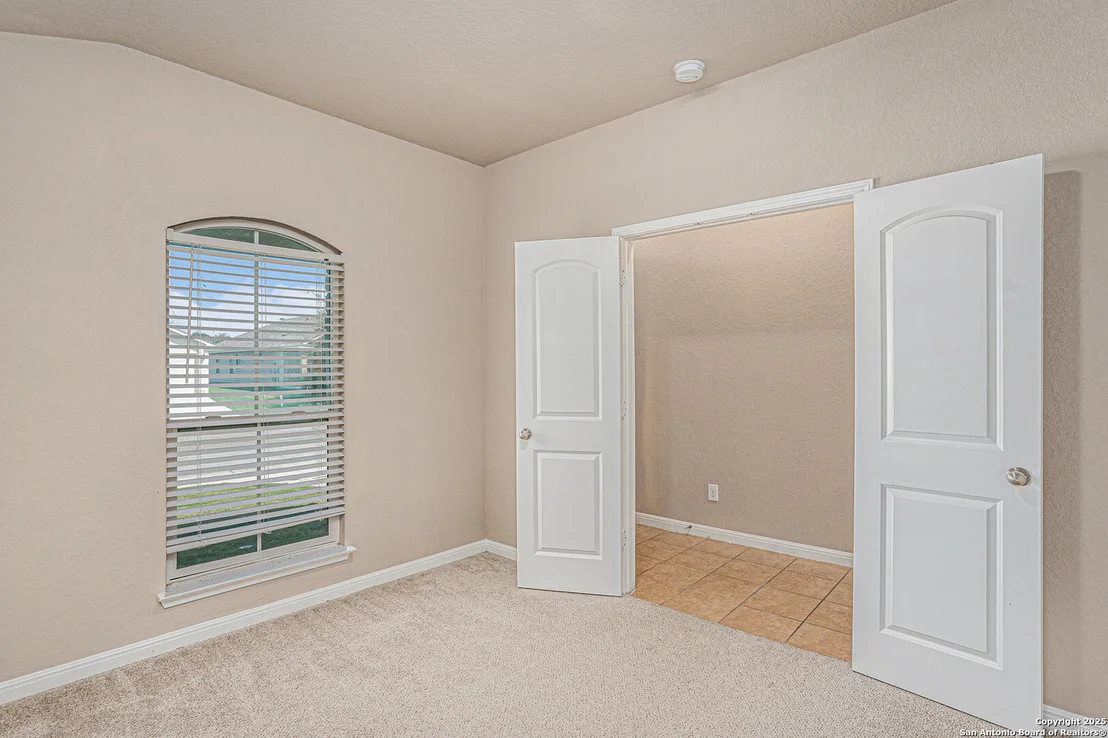 Photo of 732 Spectrum Dr