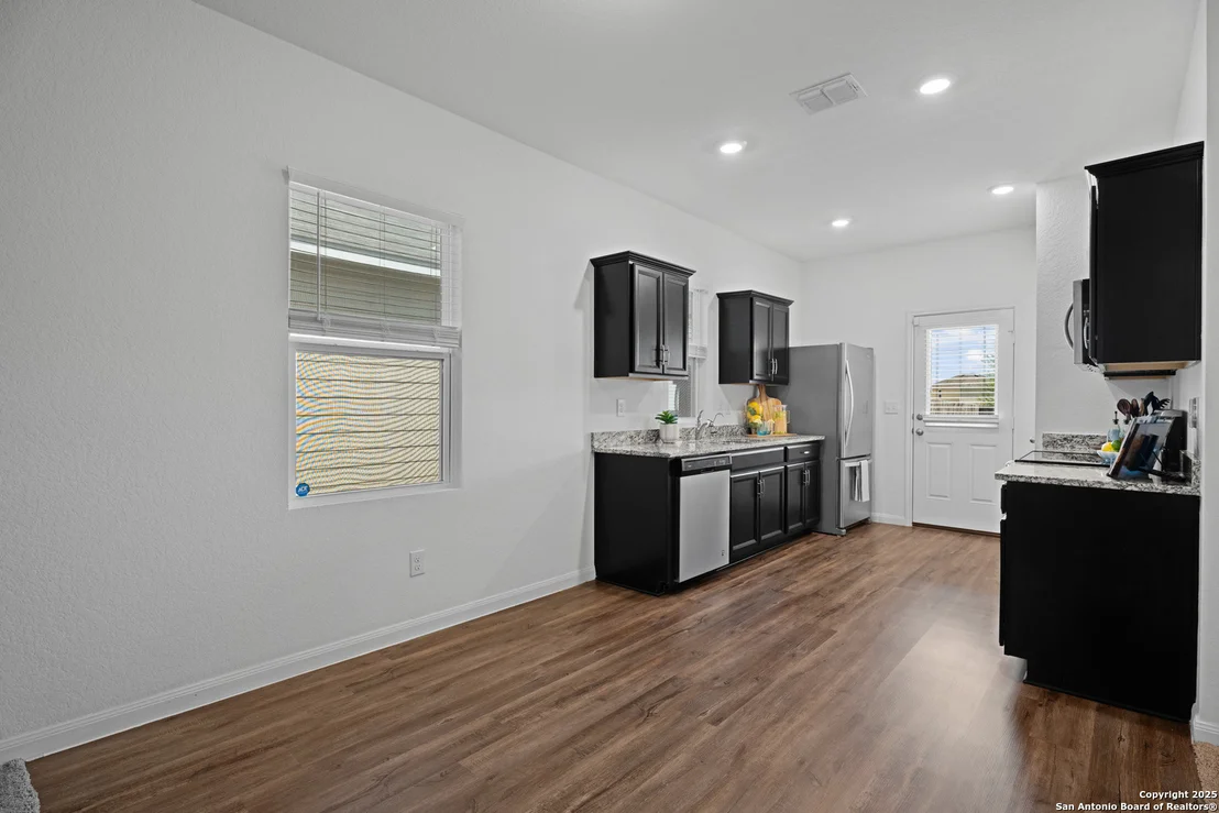 Photo of 5806 Gulf Meadow