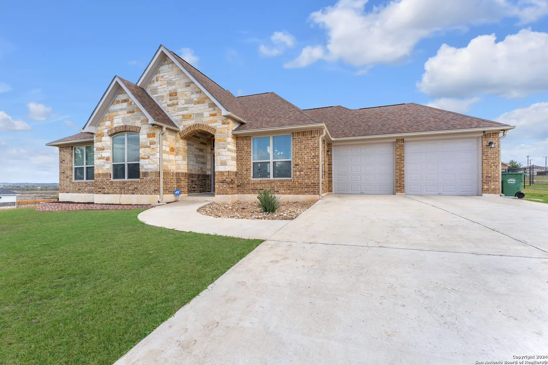 Photo of 714 Abbott Rdg
