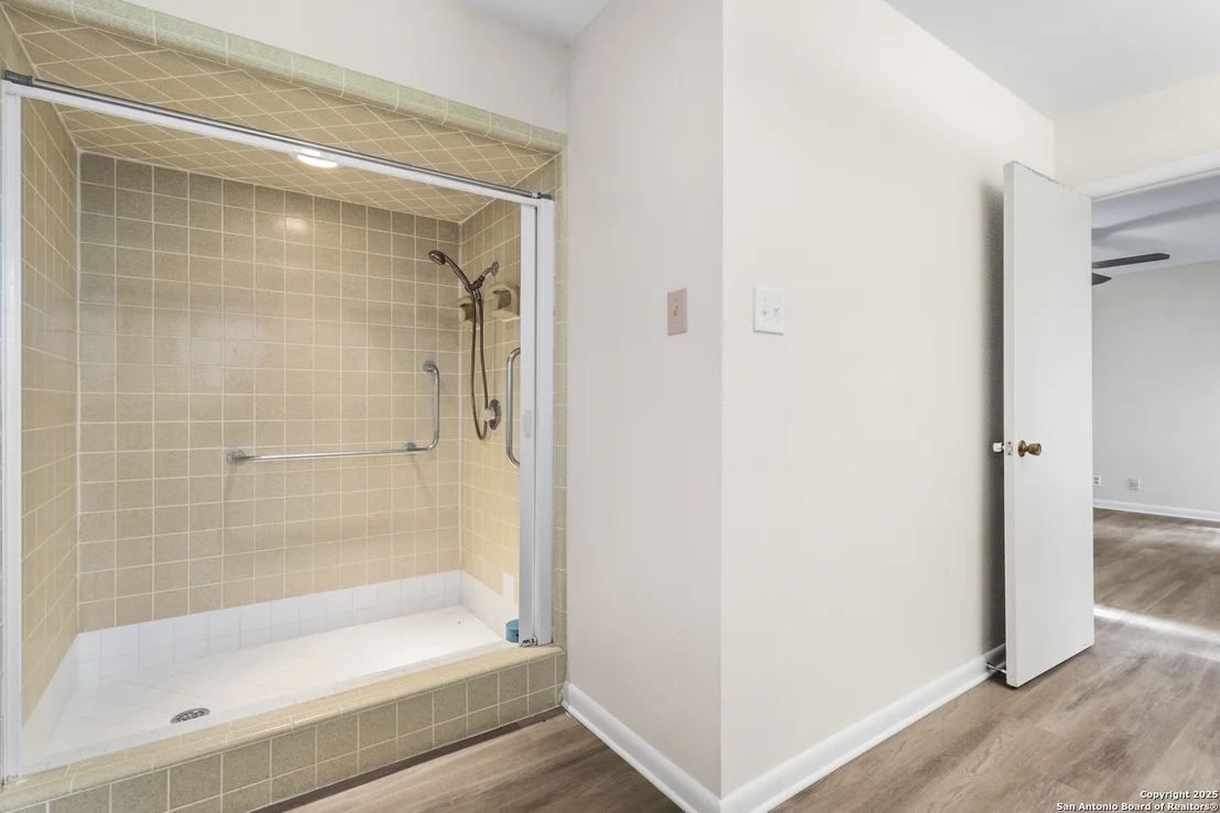 Photo of 6041 Trone Trail