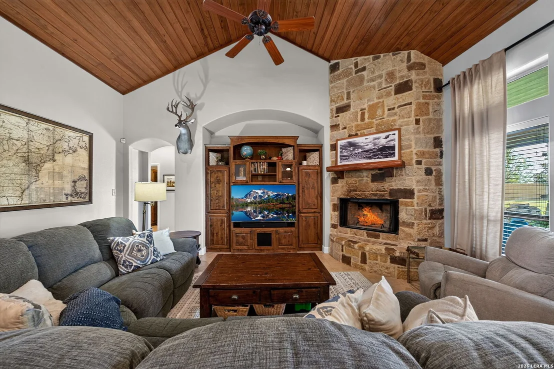 Photo of 1641 Clover rdg