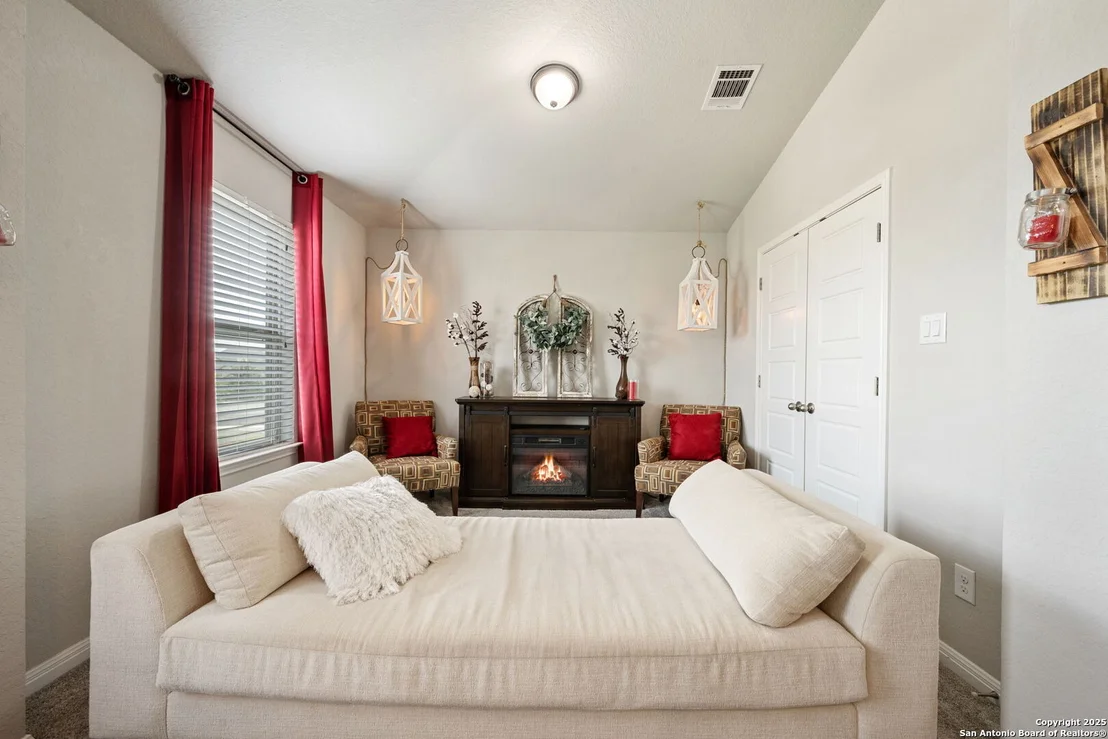 Photo of 2527 CASTELLO WAY
