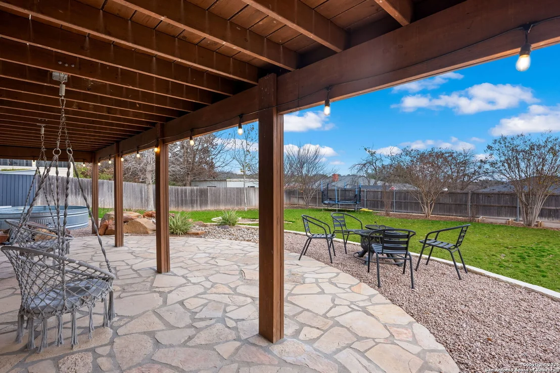 Photo of 138 W Holly Hill Dr