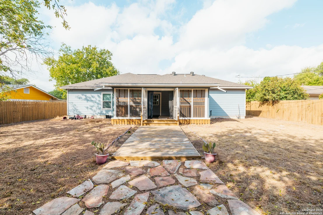 Photo of 1914 RAWHIDE LN