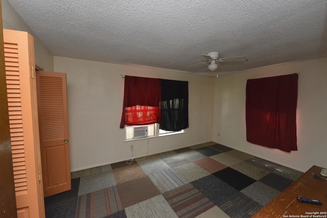 Photo of 633 Tolle