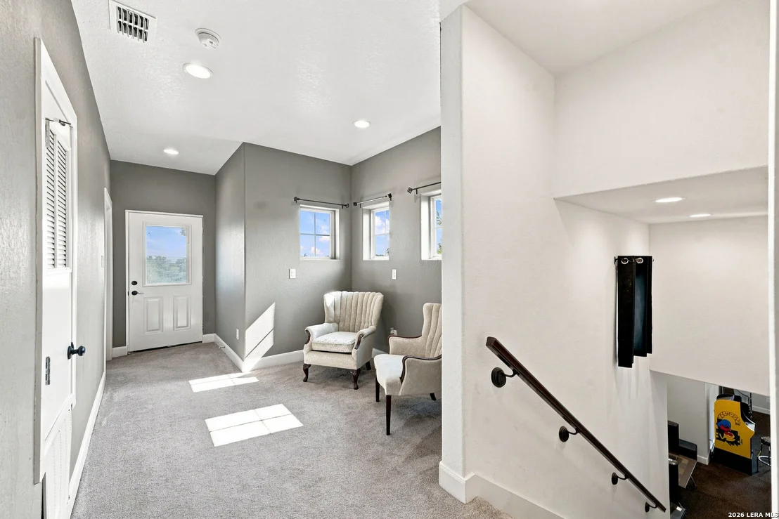 Photo of 1357 PRIVATE ROAD 3702