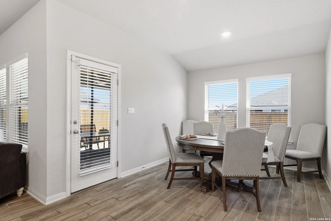 Photo of 3016 Toscana