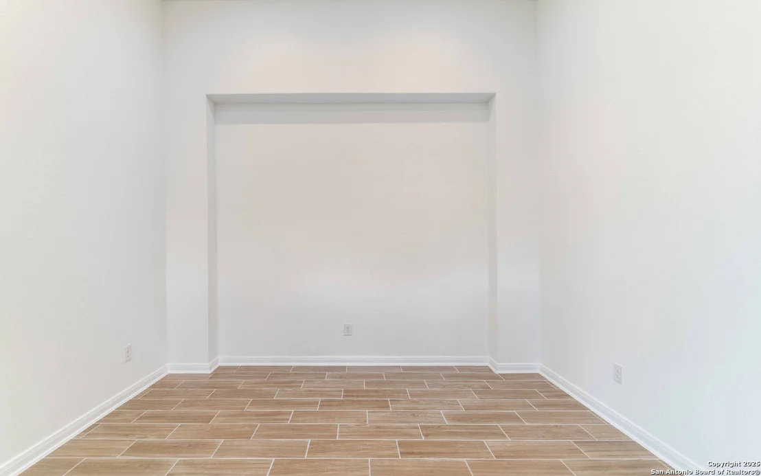Photo of 4881 Knox View