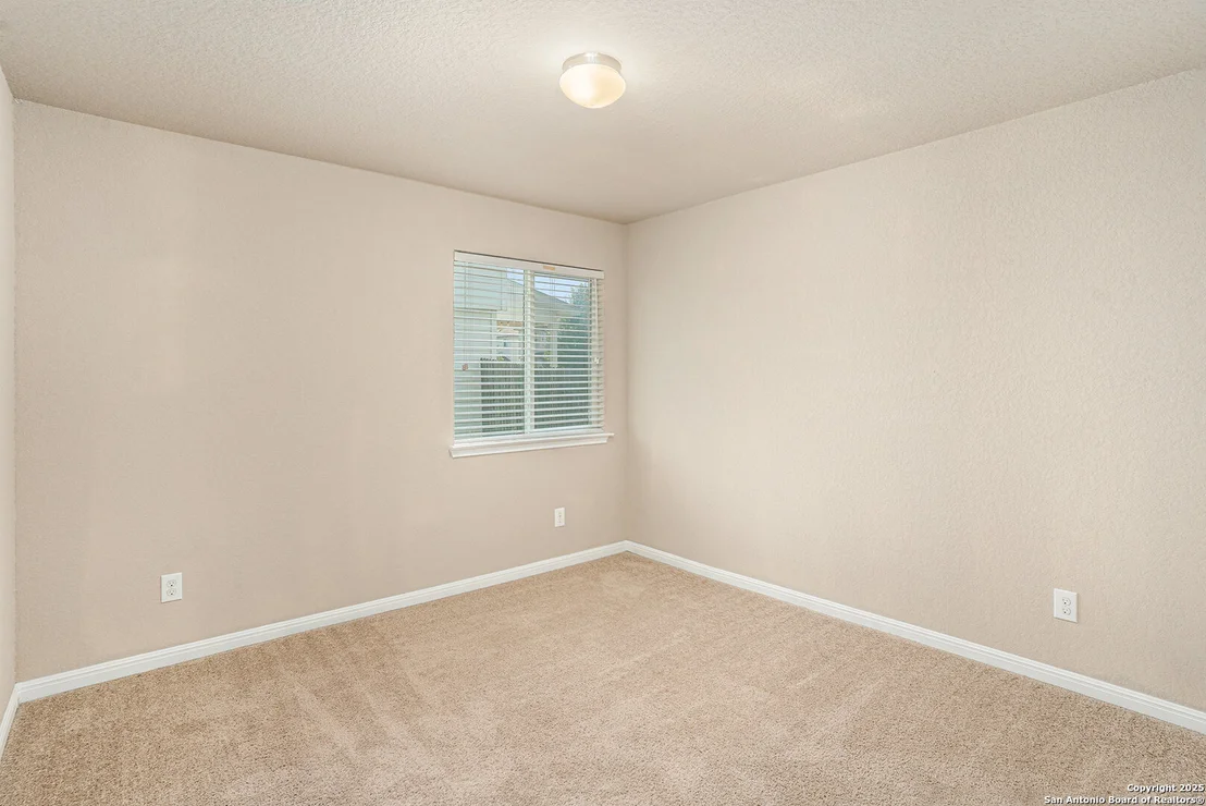 Photo of 732 Spectrum Dr