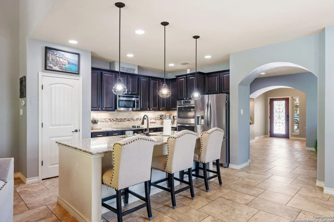 Photo of 505 Saddle Hill