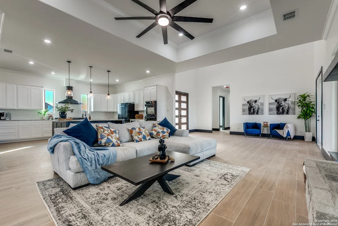 Photo of 202 Venado Oak