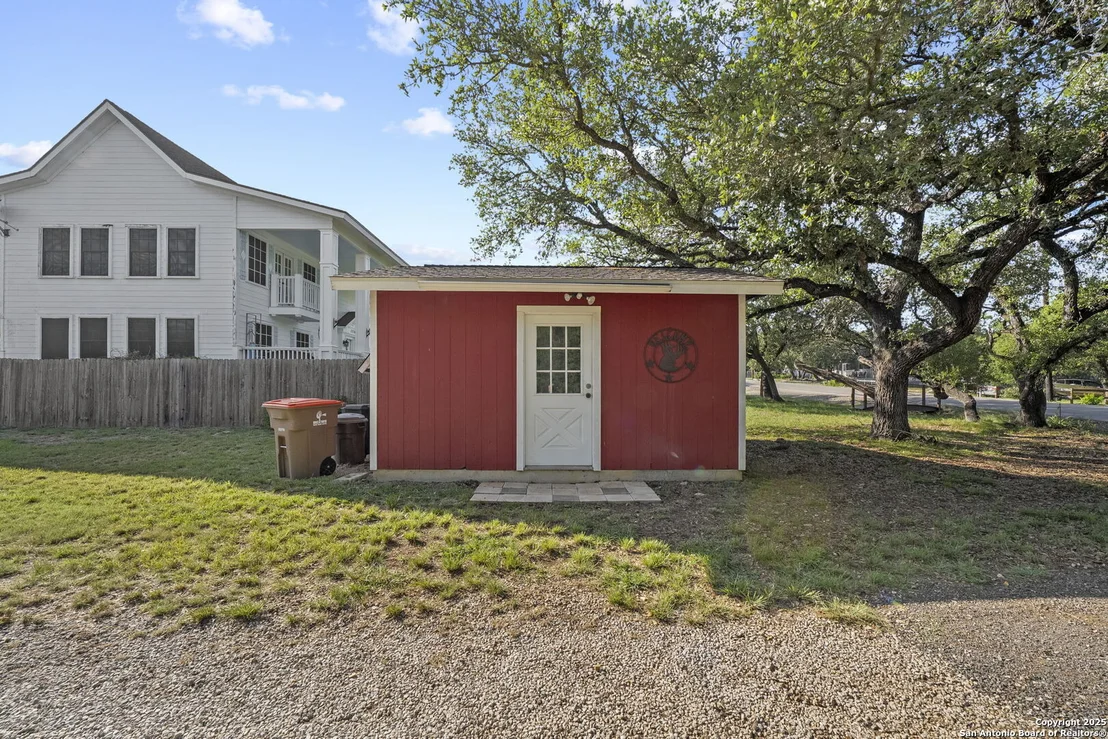 Photo of 1400 Willow Dr