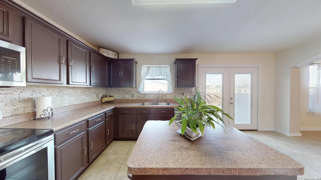Photo of 147 WOODSTONE LOOP