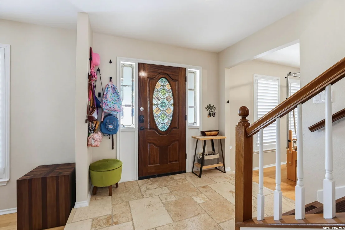Photo of 15906 MISSION RDG