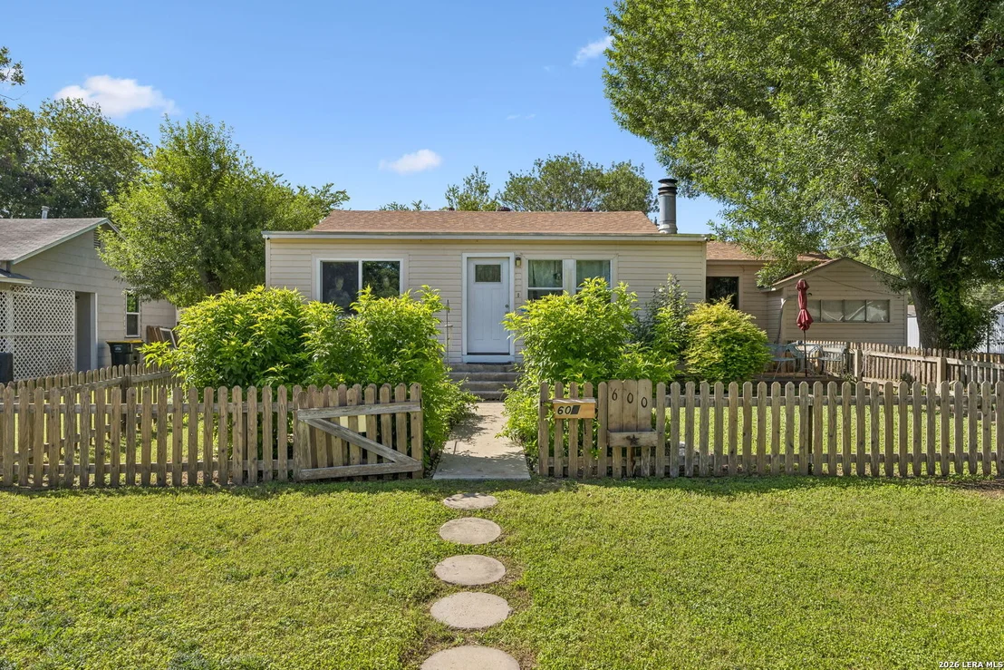 Photo of 600 Winburn Ave