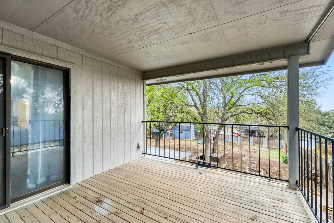 Photo of 2518 Ridge Leaf