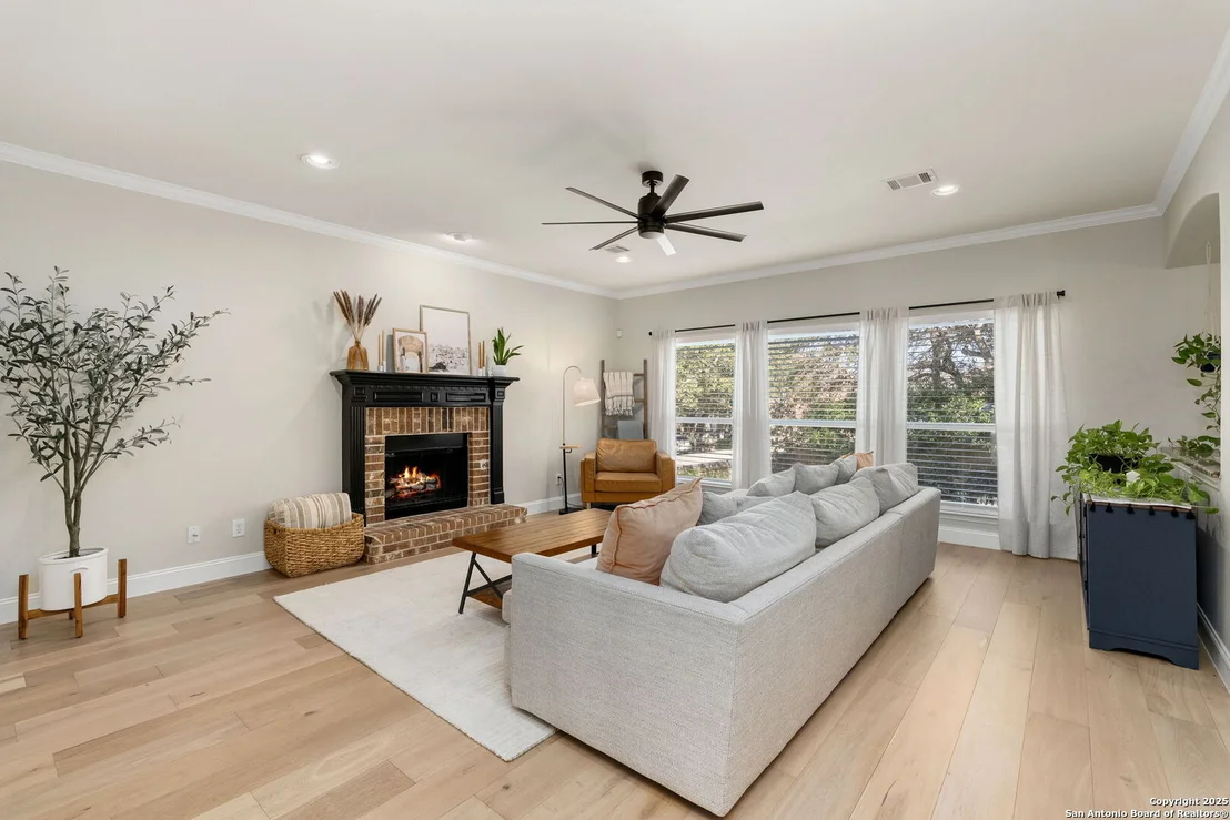 Photo of 8615 Solano Dr