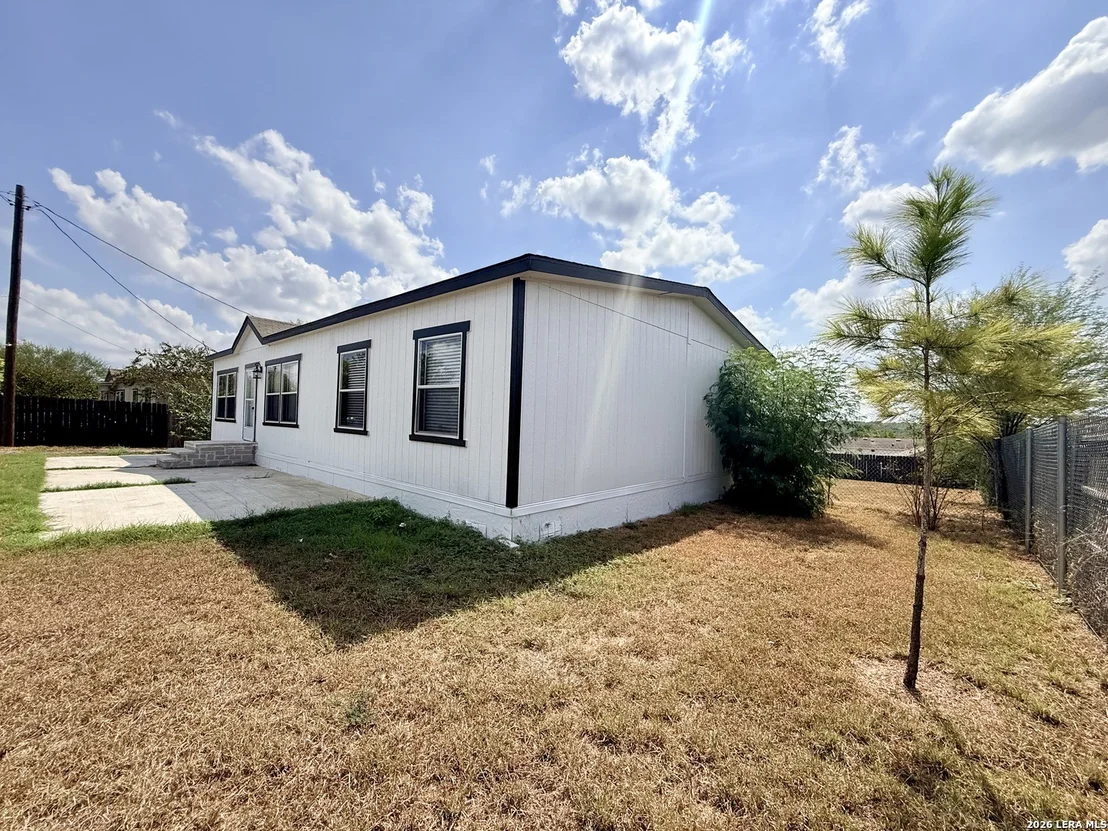 Photo of 848 Railyard Dr