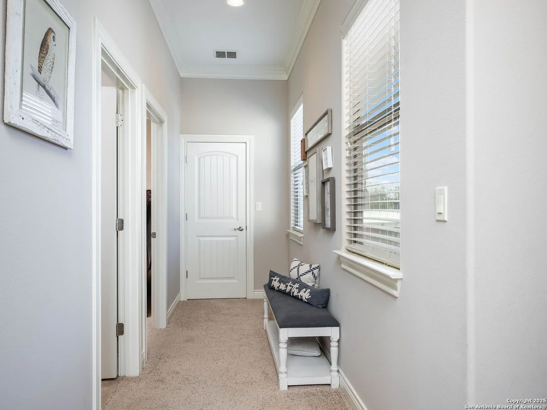 Photo of 705 RIDGEROAD DR