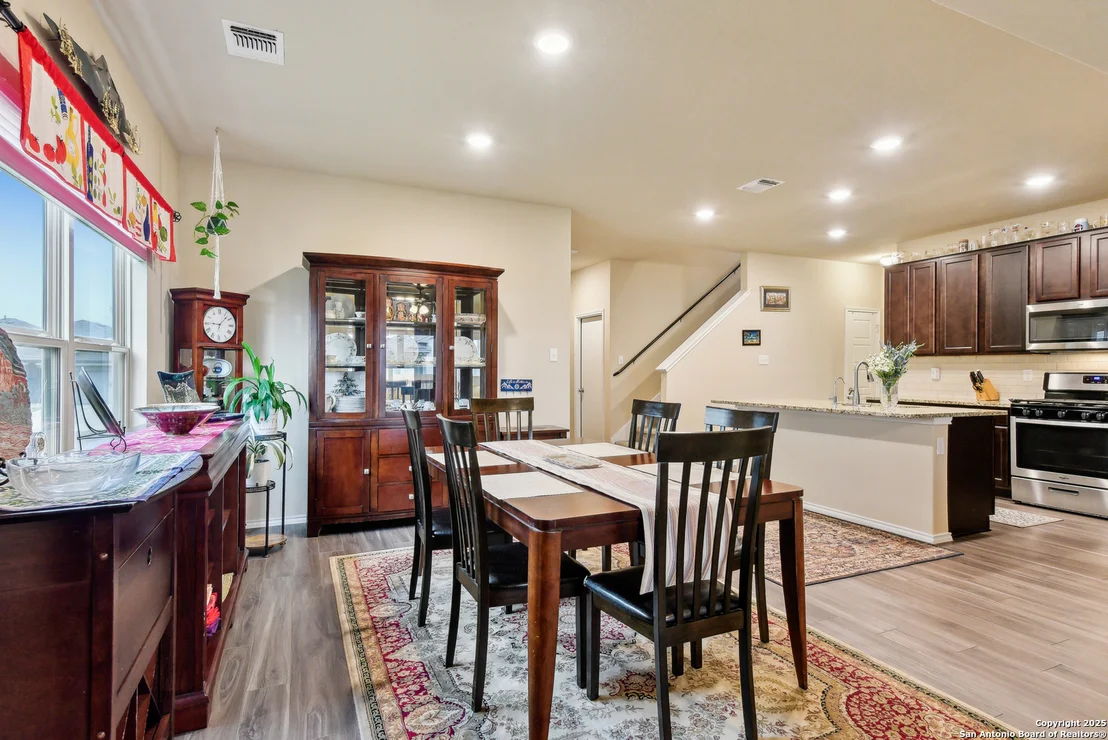 Photo of 513 Chelson Hunt