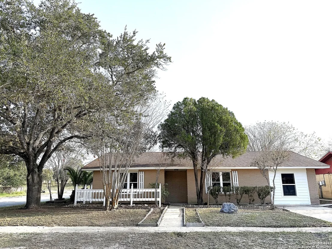 Photo of 1212 fairview