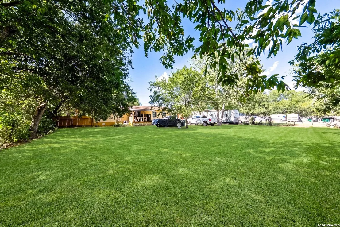 Photo of 103 Bob White Dr