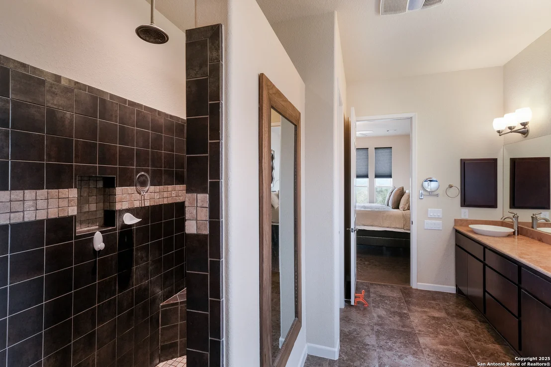 Photo of 25131 ESTANCIA CIR
