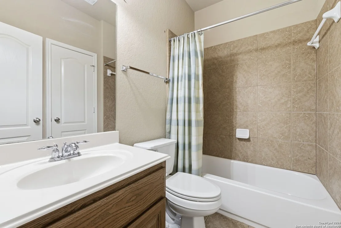 Photo of 2106 Laurel Pt