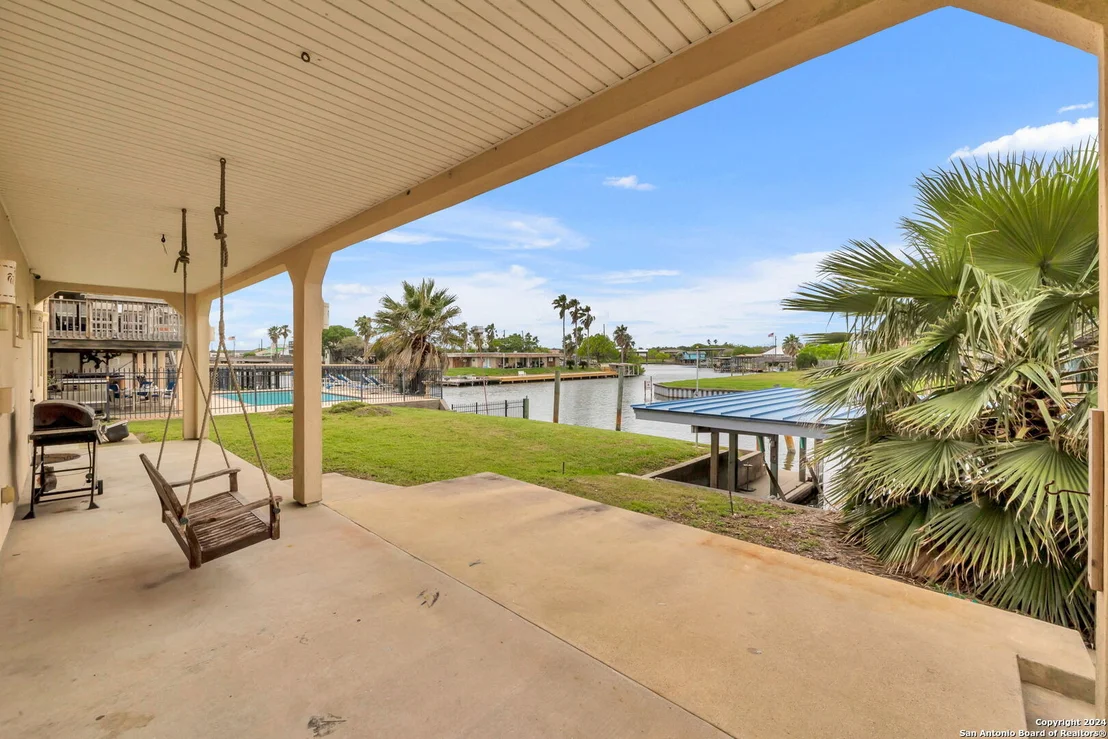 Photo of 162 Whiteley Dr