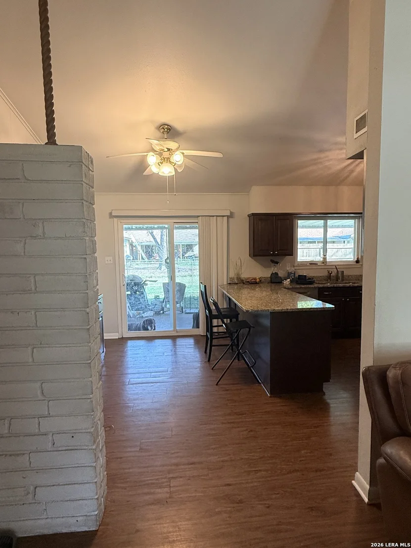 Photo of 5411 Redding