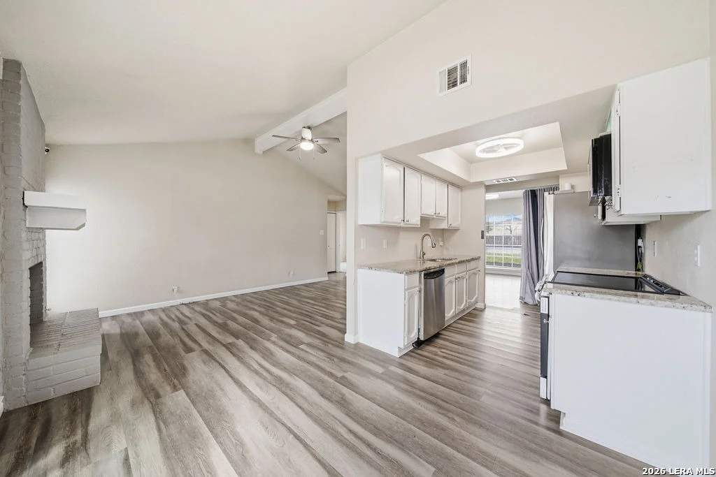 Photo of 6926 Montgomery Dr