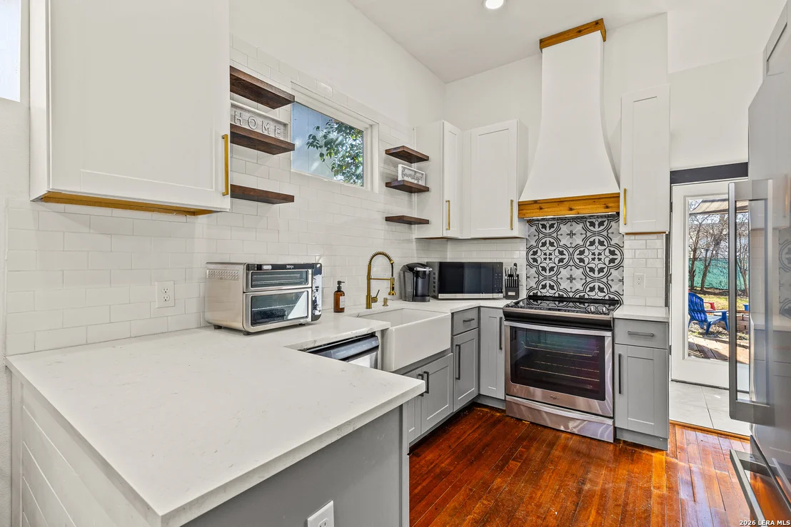 Photo of 318 Belmont