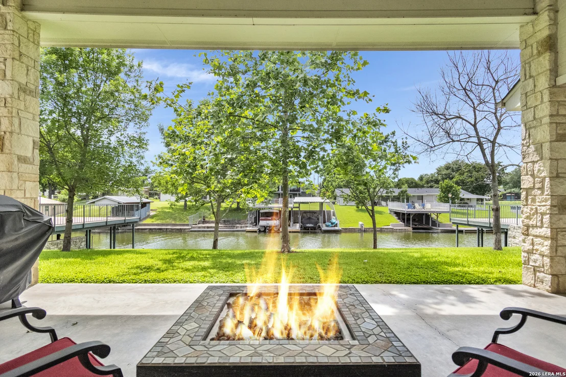 Photo of 307 E Pheasant