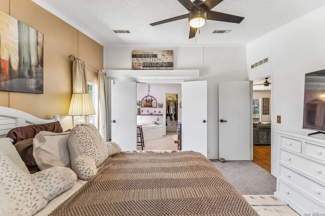 Photo of 310 Sparkman Dr