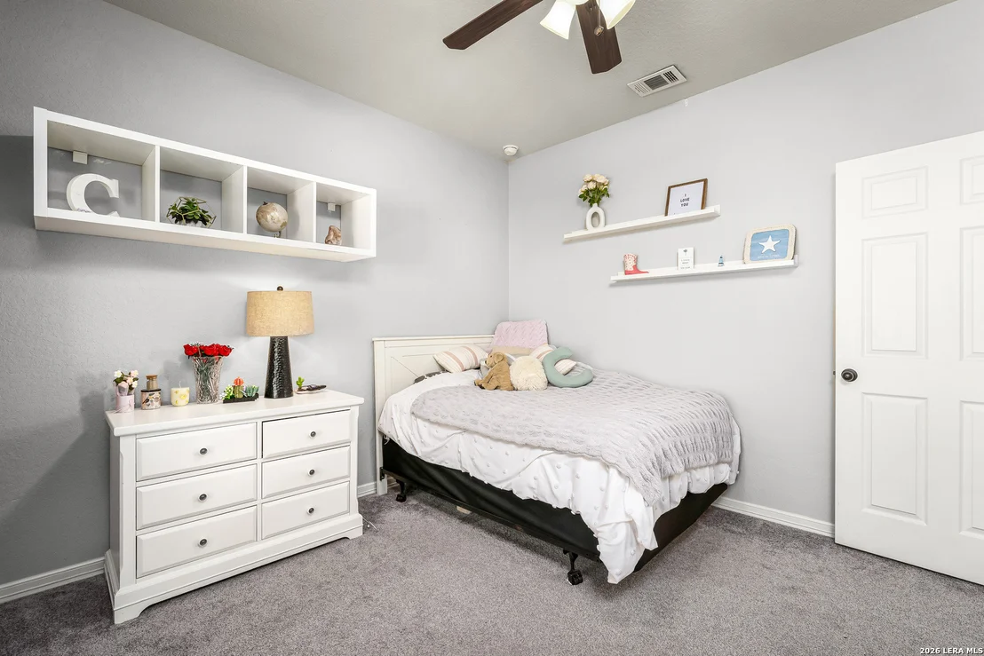 Photo of 824 Water Oak
