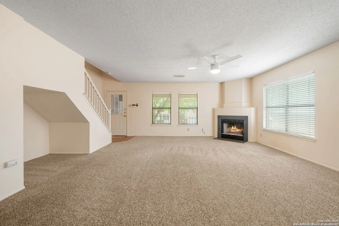 Photo of 21547 Tenore