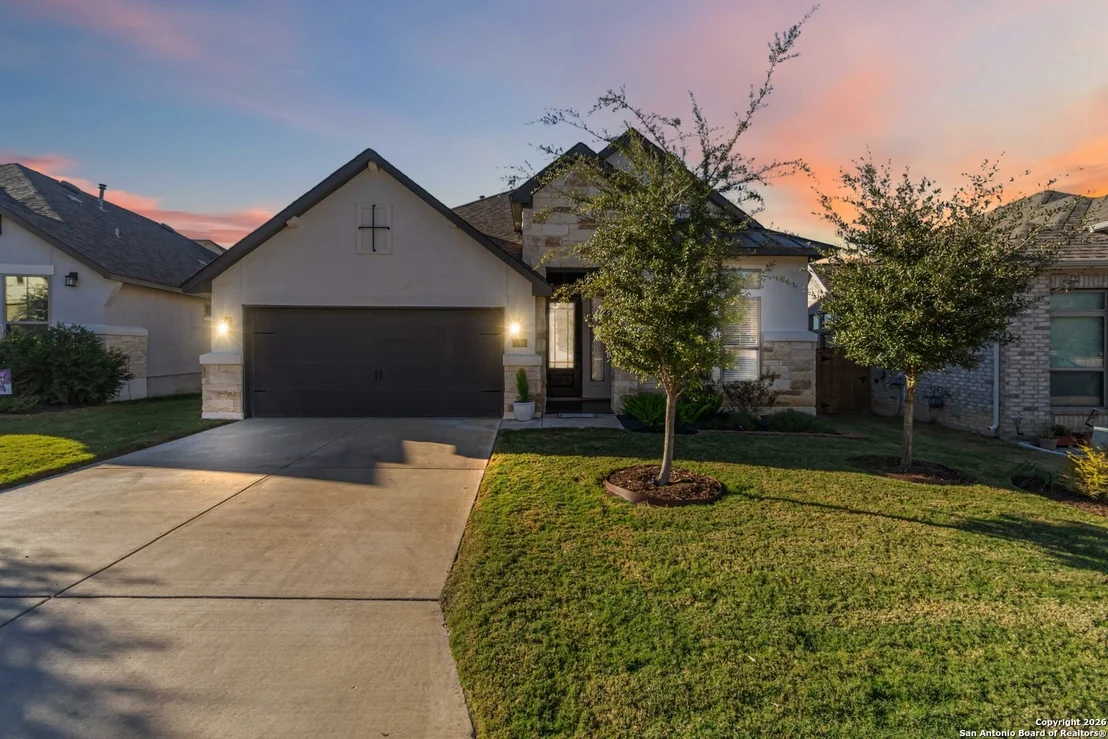 Photo of 1030 Cadogan Squire