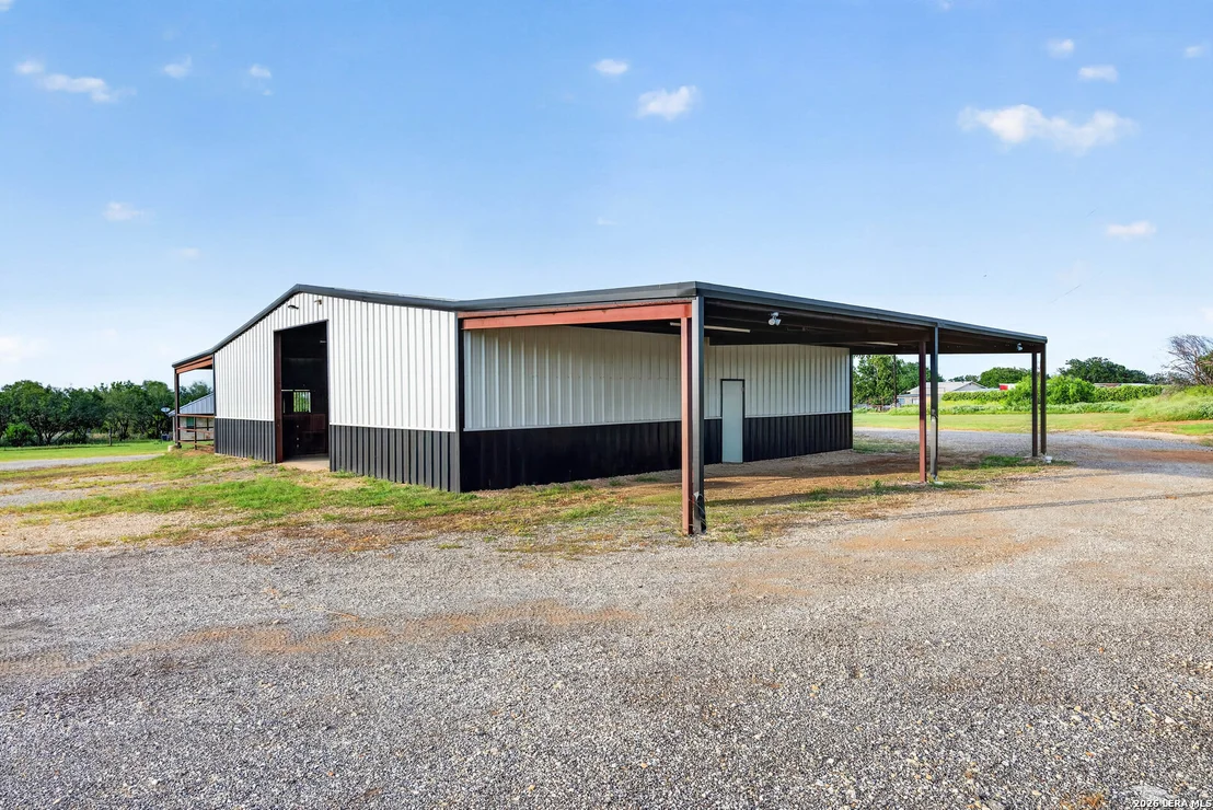 Photo of 1260 County Road 361