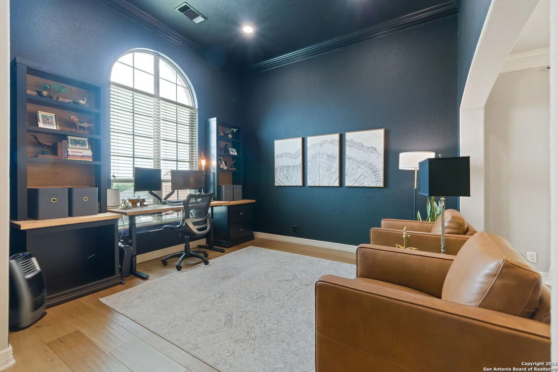 Photo of 24131 Canyon Row