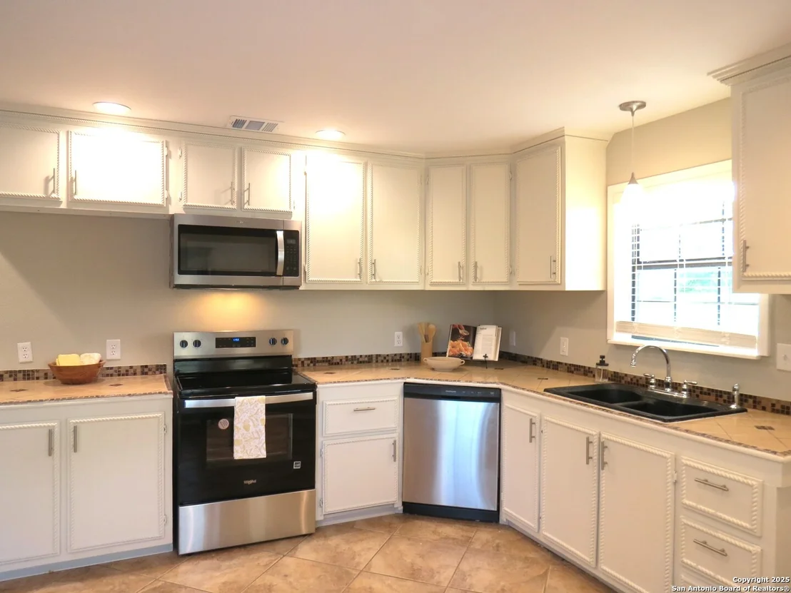 Photo of 226 River Bluff